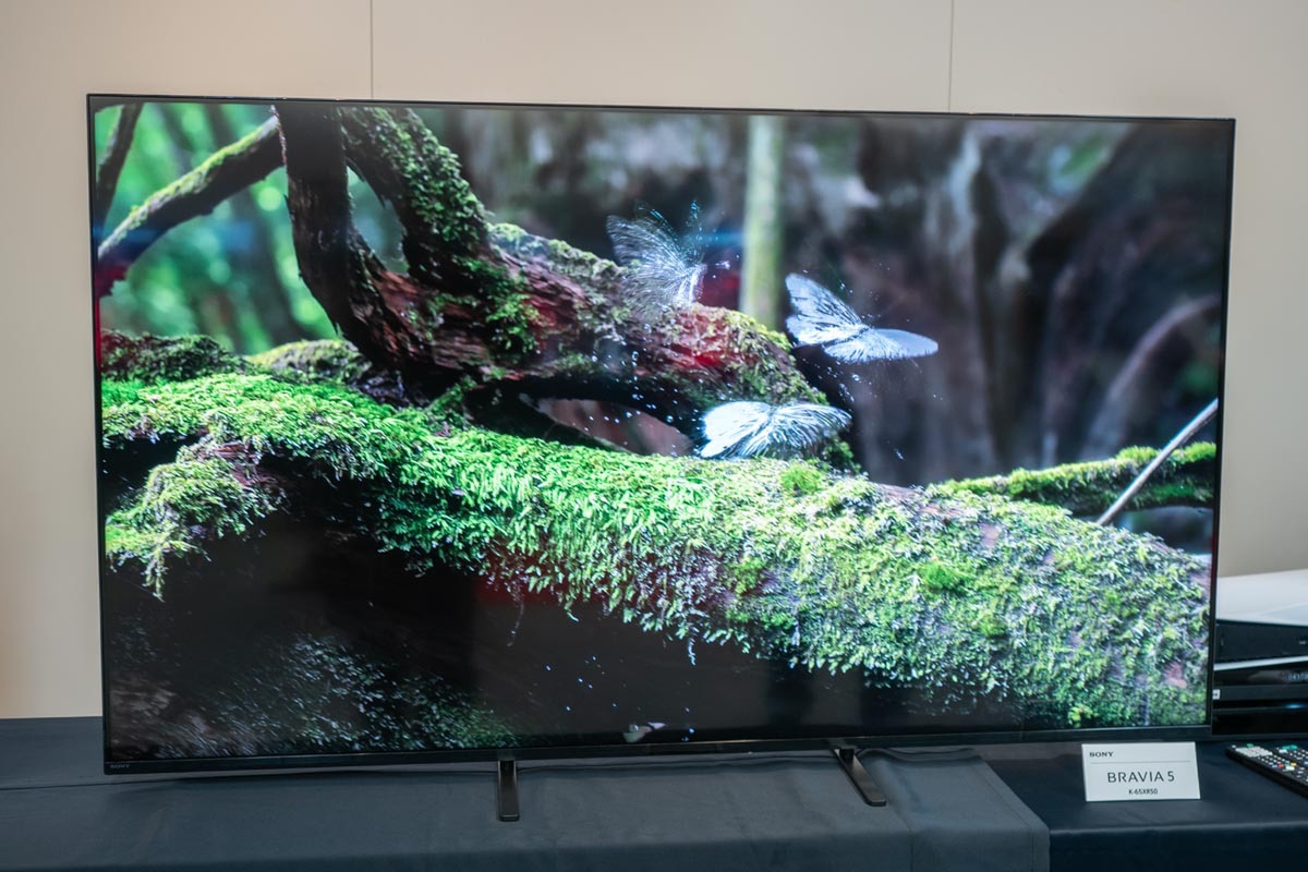 【テレビ】ほぼ100インチの大画面ブラビア登場！　実売110万円だがすごい迫力